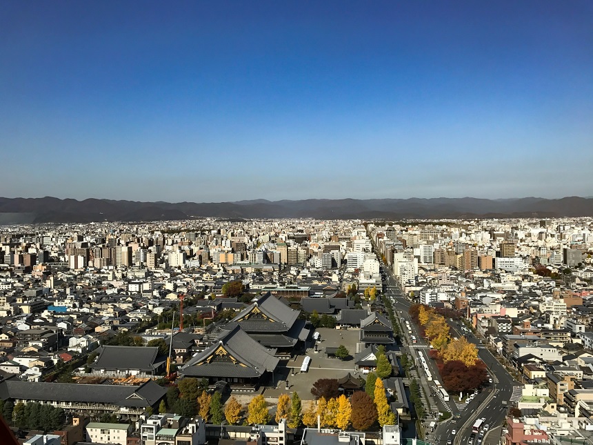 京都タワーから眺めた風景