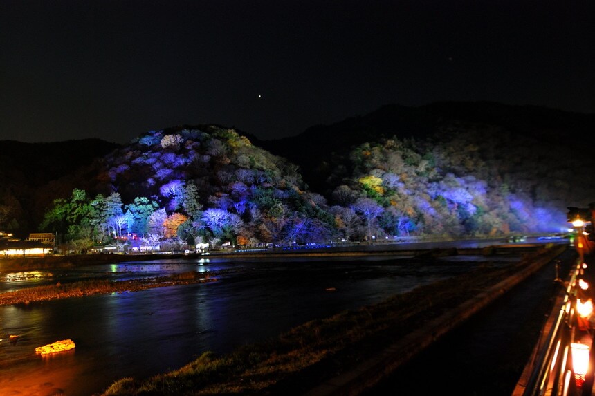 嵐山花灯路の画像